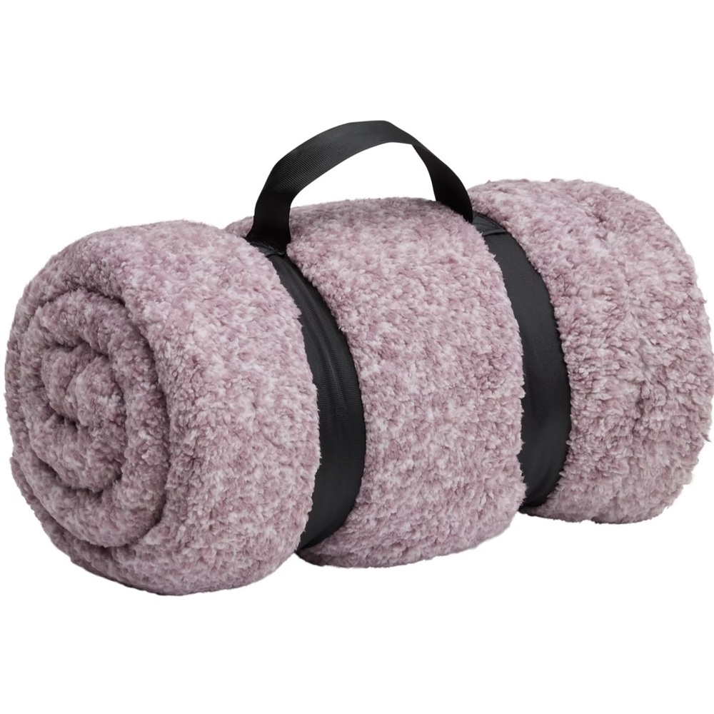 Northeast Cozy Sherpa Blanket